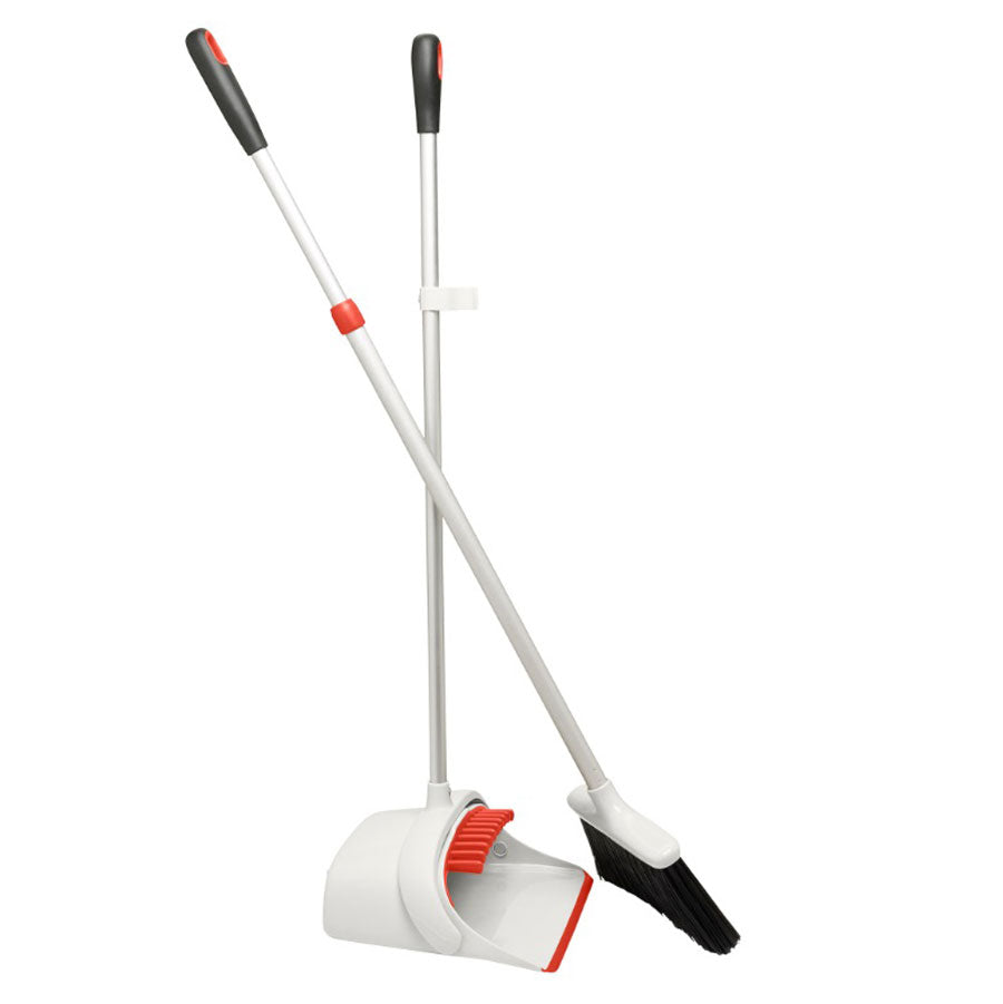 OXO Good Grips Upright Sweep Set